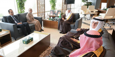 Minister of Planning discusses ways to strengthen joint coordination with the King Salman Centre for Relief and Charitable Works