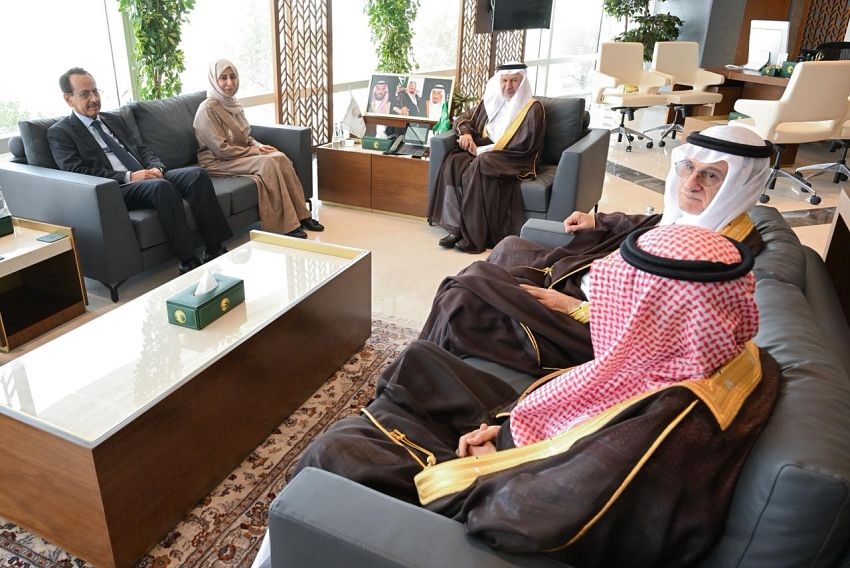 Minister of Planning discusses ways to strengthen joint coordination with the King Salman Centre for Relief and Charitable Works