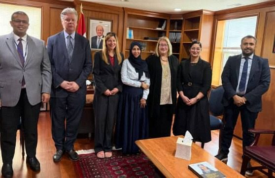 Planning Minister Discusses Strengthening Partnerships in Education and Capacity Building with Save the Children and AMIDEAST