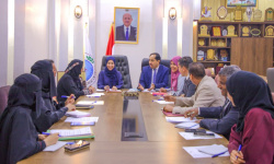 Ministers of Planning and Youth and Sport Discuss Funding for the Rehabilitation of Sports Facilities in Aden
